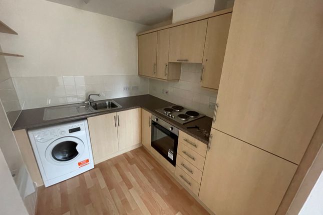 Thumbnail Flat to rent in Daneholme Close, Daventry