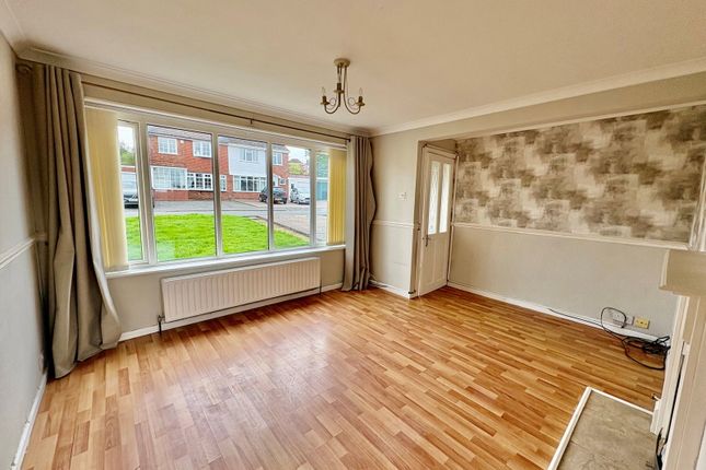 24, Kendall Rise, Kingswinford photo 5