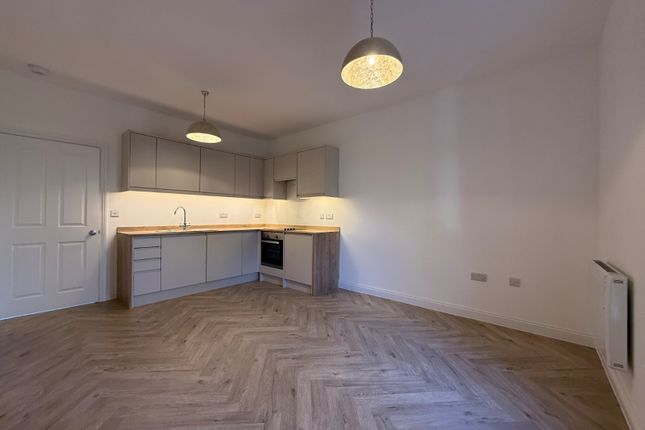 Flat 4, 34, Wilbury Gardens, Hove photo 4