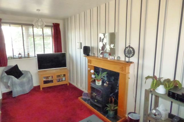 19, Rossefield Avenue, Leeds photo 2