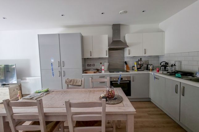 Flat 104, Finlay Court, 34 Brumwell Avenue, Woolwich photo 4