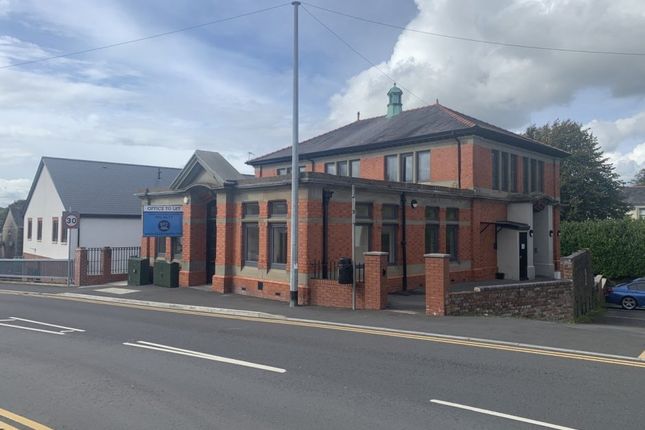 Office to let in Margaret Street, Ammanford