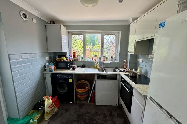 17, Lone Road, Swansea photo 5