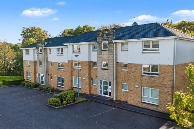 2-bed flat on Burnbrae Gardens, Clydebank, £129,000