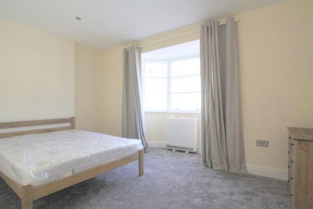 88, Upper Richmond Road West, LONDON photo 5