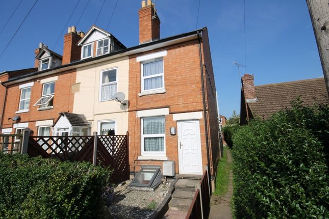 End terrace house to rent in Grosvenor Walk, St Johns