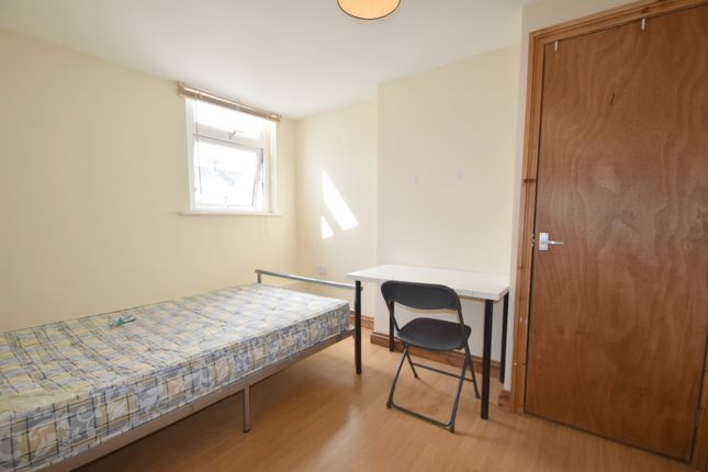 Rhymney Street, Cardiff photo 5
