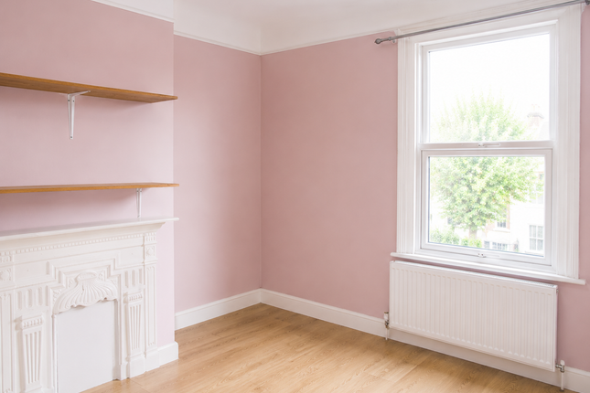 40, Khartoum Road, London photo 4
