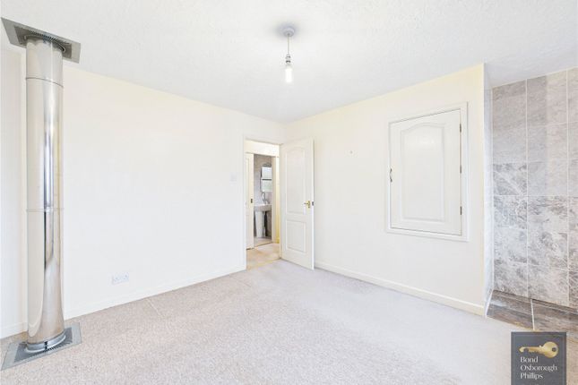 48, Holwill Drive, Devon photo 4