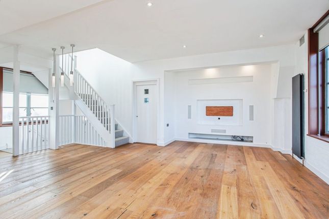 Flat 30, Rochford Lofts, Essex photo 3