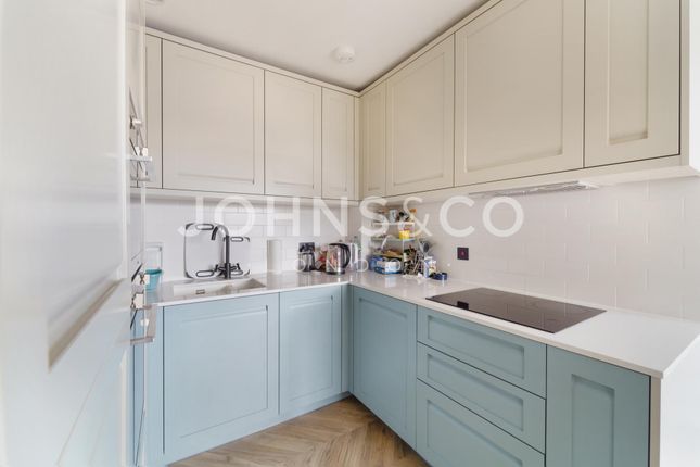 Flat to rent in Canning House, Royal Exchange, Kingston Upon Thames