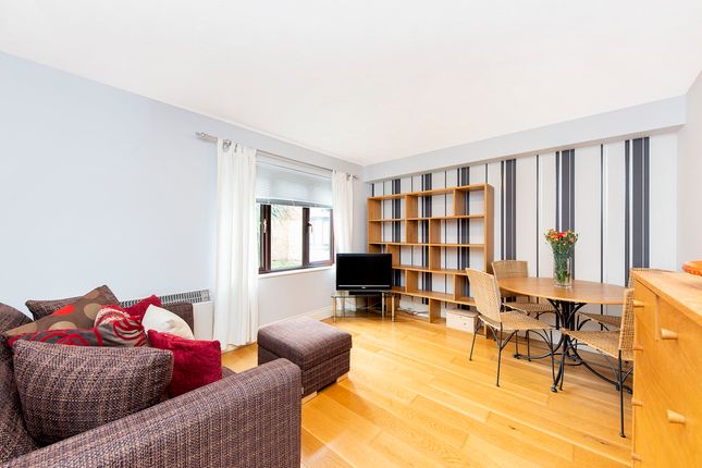 101, Kipling Drive, London photo 2