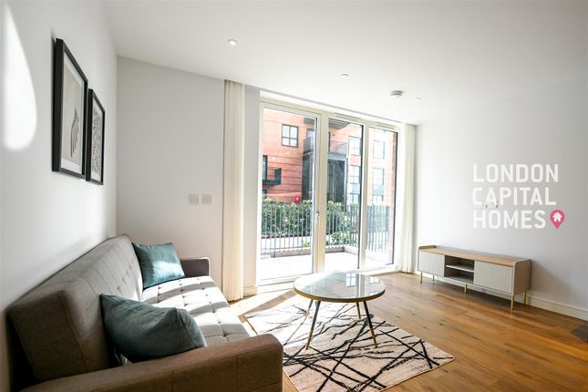 Flat 1, Iris House, 2 Cedrus Avenue, Southall photo 4