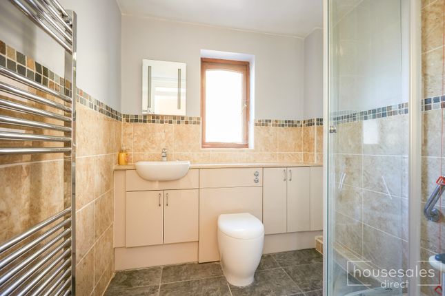 31, Raleigh Court, Sherborne photo 4
