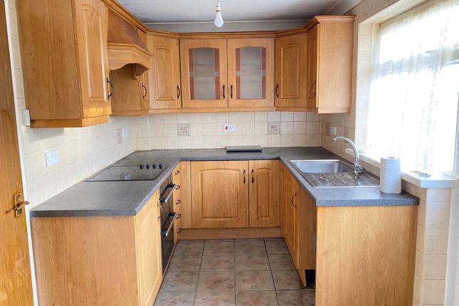 2, Benedict Close, Neath photo 4
