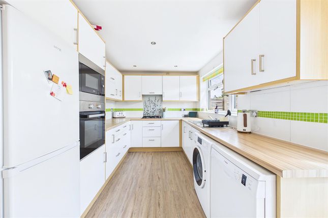 107, Cannons Gate, Clevedon photo 4