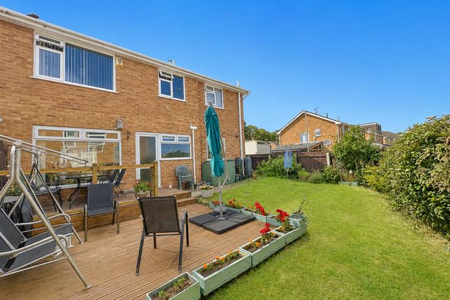 42 Croft Drive, Wirral photo 4