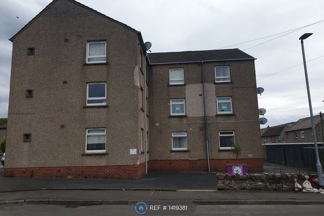 2 bed flat to rent in West Campbell Street, Newmilns KA16