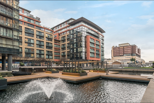 3-bed flat on Merchant Square, London, £7,345/mo