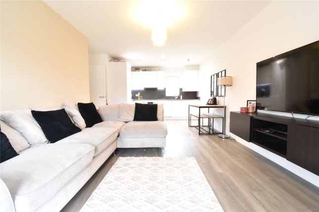 Flat 4, Shire House,, Farriers Way, Hertfordshire photo 2