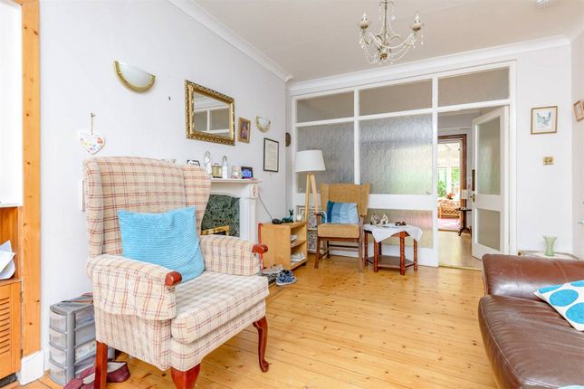 28, Glenlee Gardens, Willowbrae, Edinburgh, EH8 photo 4