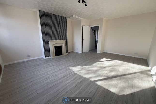 Willow Crescent, Blyth photo 4