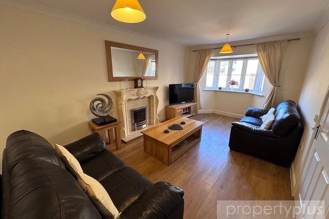 4, Cedar Way, Rhondda Cynon Taff photo 3