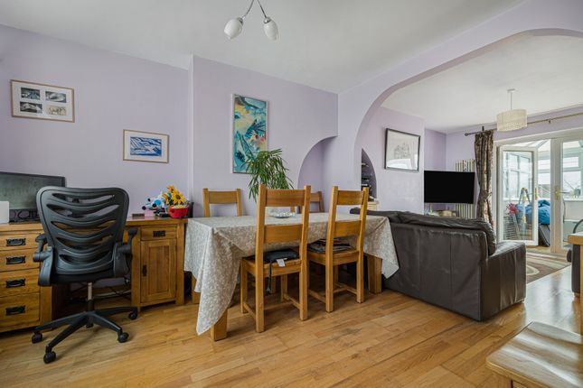 21, Willersley Avenue, Kent photo 3