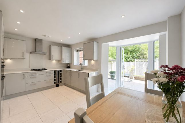 22, Leam View, Leamington Spa photo 3
