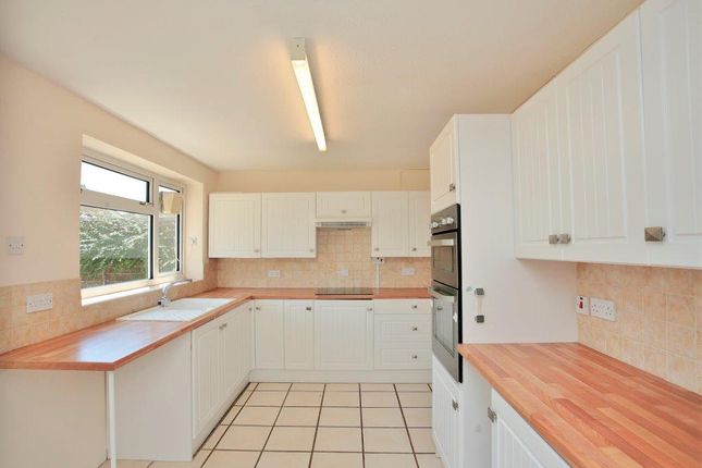 End terrace house for sale in Elton Road, Banbury
