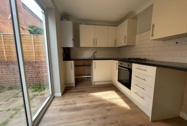 5, Gloucester Mews, Faringdon photo 5