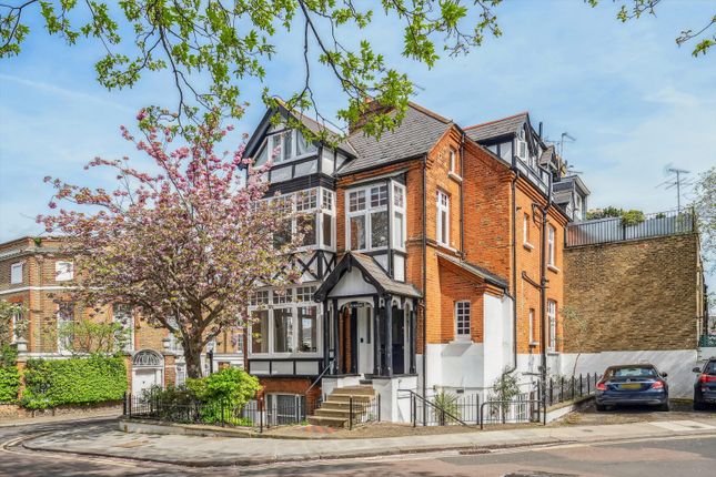 Flat for sale in The Hermitage, Richmond