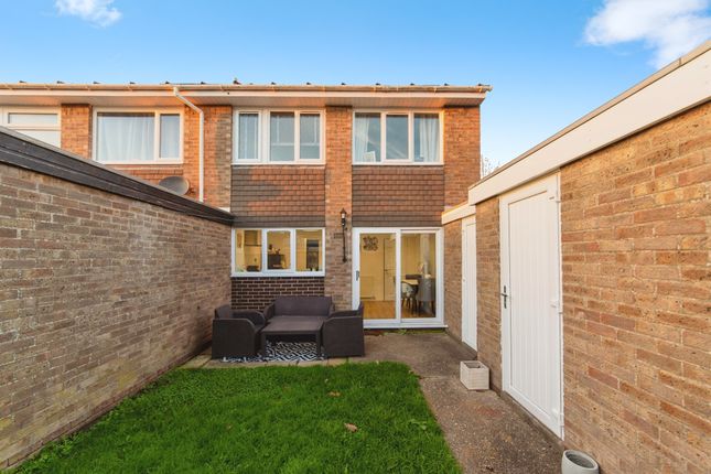 17, Dryden Court, Lincoln photo 4