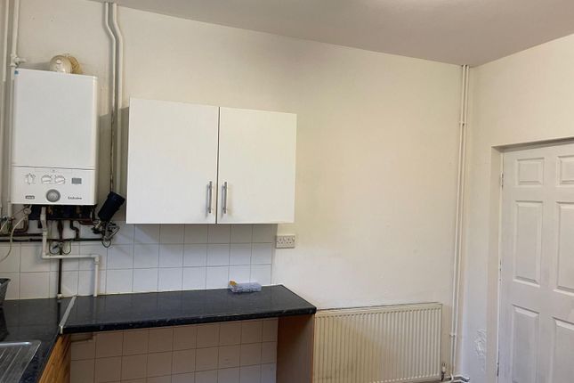 3 Queens Road, Loughborough photo 5