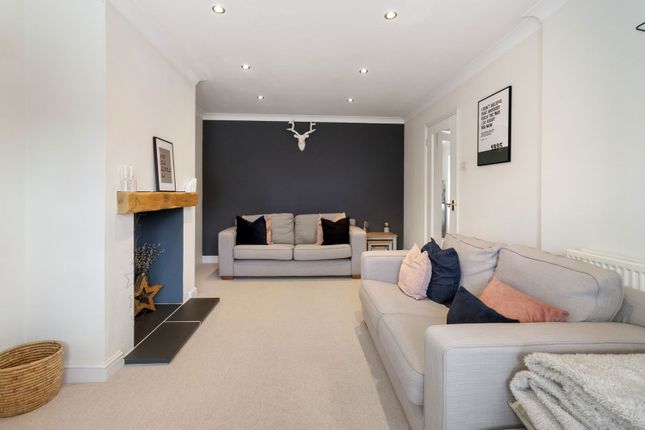 2, Maple Close, Bromyard photo 4