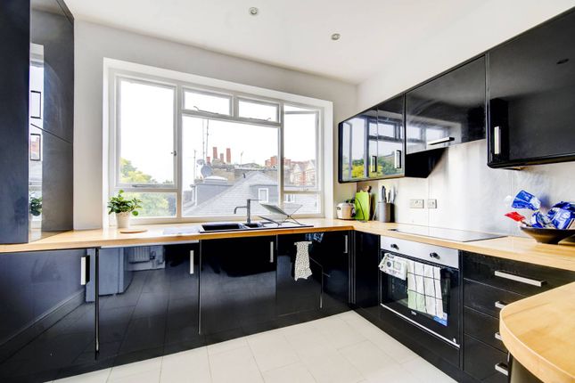 Flat for sale in Clifton Road, Little Venice, London