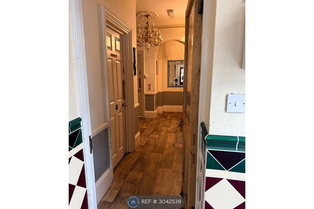 Lymington Road, Highcliffe, Highcliffe photo 4
