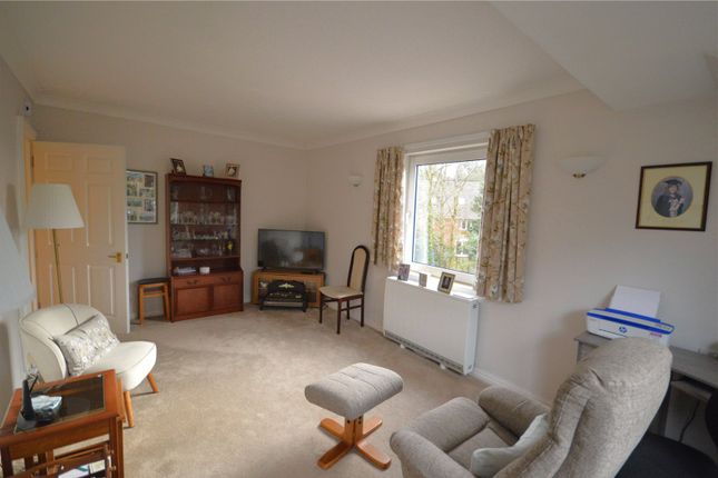 Flat 20 Redwood Manor,, Tanners Lane, Surrey photo 2