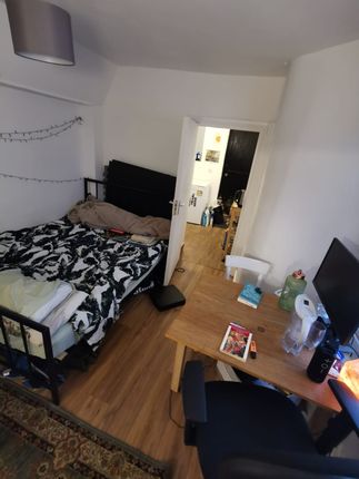 81, Acre Lane, Brixton photo 5