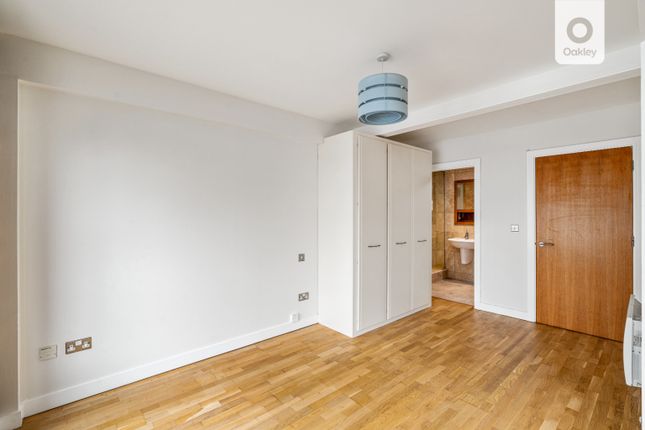 Flat for sale in Argus Lofts, Robert Street, North Laine, Brighton