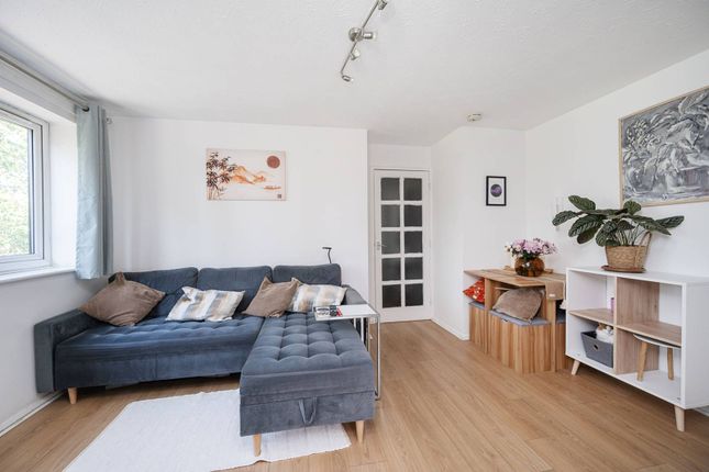 Viking Place, Leyton photo 2