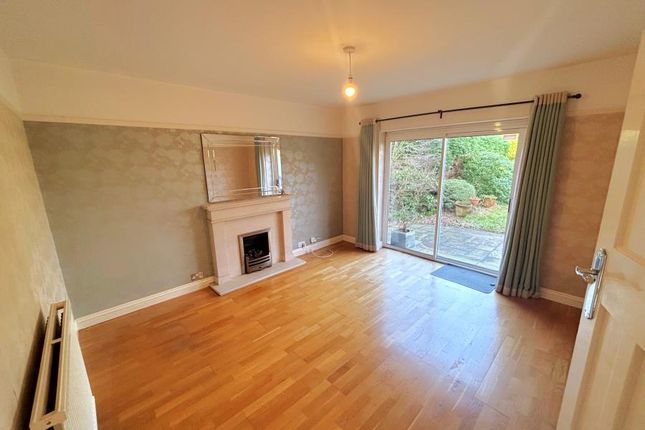 11, Waldens Park Road, Woking photo 4