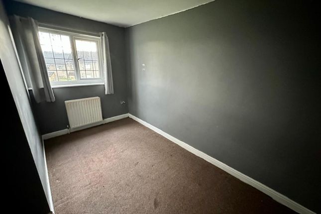 Detached house to rent in Brownhill Avenue, Burnley