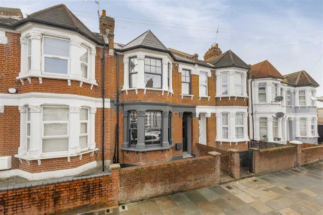 Thumbnail Flat to rent in Pine Road, London