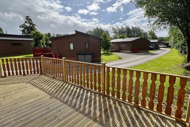Thumbnail Lodge for sale in South Lakeland Leisure Village, Borwick Lane, Carnforth