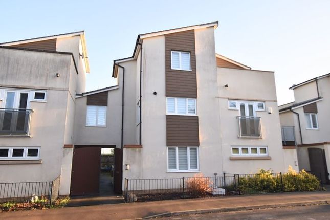Town house for sale in Butter Row, Wolverton, Milton Keynes