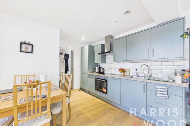 Flat 17, Oriel House, Colchester photo 2
