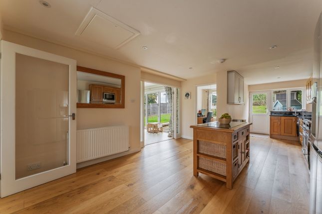 14, Greenfields, Salisbury photo 4