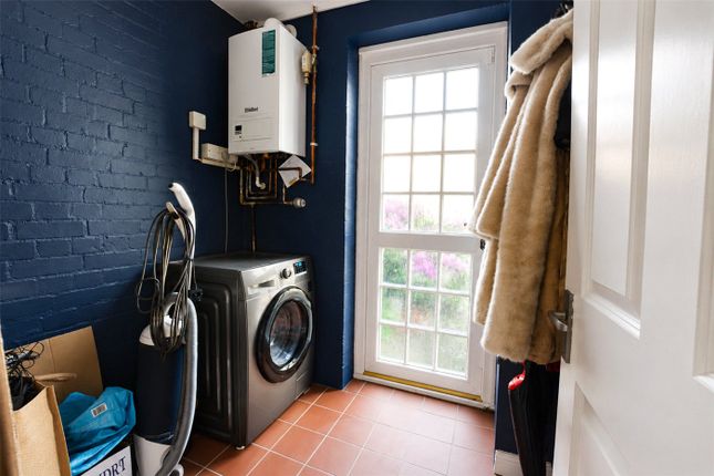 3, Richmount Gardens, London photo 4