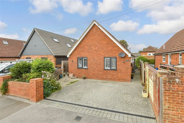 3-bed detached on Clarkes Close, Deal, £281,000